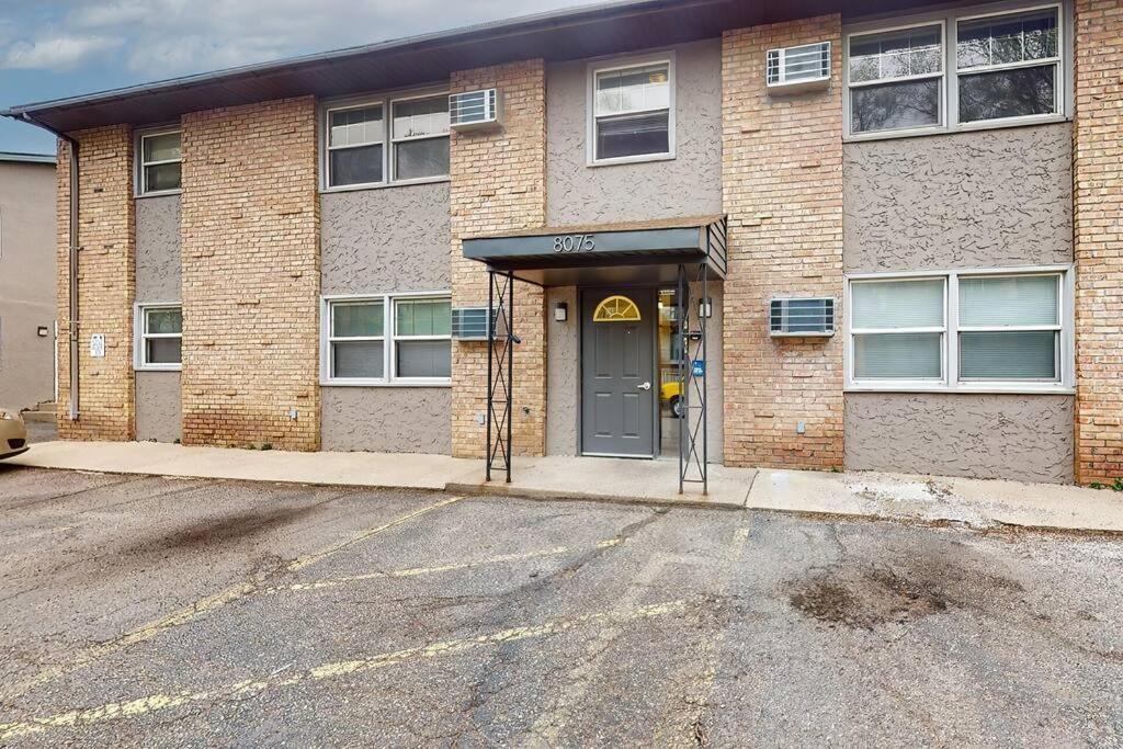 Tranquil 2Br Apt Mpls - 8075 Apt 3 Minneapolis Eksteriør bilde